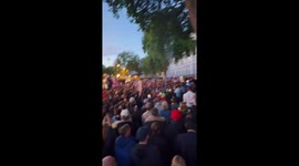 Crowds Gather in London to Honor Charlie Kirk, Chanting “Christ is King” Amid British and American Flags