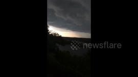 US: Gloomy Skies and Winds as Storm Hits Lake Ozark, MO