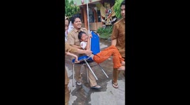 Child rescued from stuck chair in Mojokerto, Indonesia