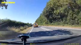 Recovery vehicle grinds to halt after tyre flies off on major road in Yeovil