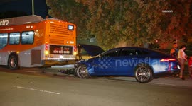 US, Los Angeles: Van Nuys Crash Involves Metro Bus