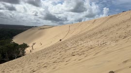 France: Europe’s tallest sand dune draws visitors in southwestern France