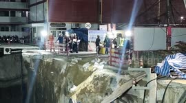 Thai PM promises speedy repairs of Bangkok sinkhole road