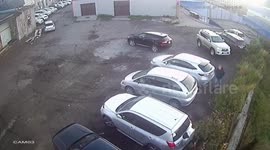 Bear charges at man and attacks car in Petropavlovsk-Kamchatsky, Russia