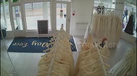 Gang of women thieves target wedding dresses from bridal shops