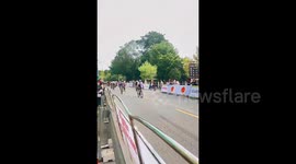 Dramatic crash leaves multiple injured at international cycling race in China