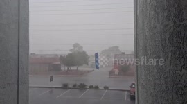 US: Severe Thunderstorm Hits Las Vegas, Bringing Heavy Rain with Hail 2