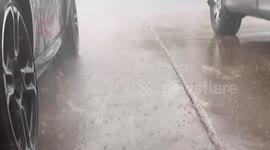 US: Severe Thunderstorm Hits Las Vegas, Bringing Heavy Rain with Hail