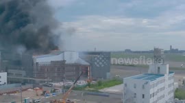 Japan: Fire Breaks Out at Tokyo Haneda Airport Old Hangar, Flights Unaffected 3