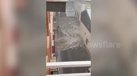 Torrential rain causes widespread flooding in Spain (3)