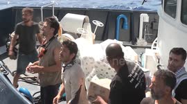 Türkiye: Turkish Red Crescent delivers supplies after coordinating evacuation from flotilla boat in distress