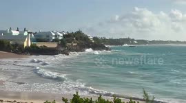 Rising swells ahead of Hurricane Humberto in St. George, Bermuda