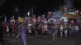 Israel: Protesters in Tel Aviv demand cease-fire, return of hostages