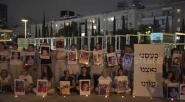 Israel: Silent protest held in Tel Aviv for Palestinian children in Gaza