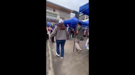 Philippines earthquake damages hospital forcing patients to sleep in tents