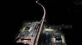 Drone footage reveals colossal traffic jam on Chinese highway ahead of national holiday