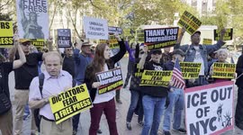 At press freedom rally, demonstrators chant: “We the people, defend the Constitution”