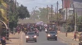 Madagascar: Despite a week of protests that left 22 dead, demonstrators continue to fill the streets