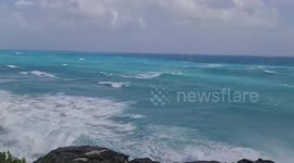 Ocean turns stormy as Hurricane Imelda nears Devonshire, Bermuda
