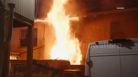 US, Los Angeles: Historic South Central Several Injured In Structure Fire