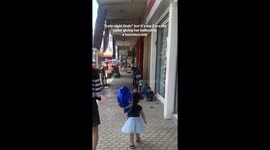 Little girl’s balloon gift to homeless child moves millions—Heartwarming video reaches 15.8 million views