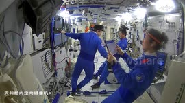 Australia: Female astronauts encourage young women to pursue space dreams
