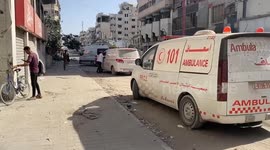 WHO transfers sick children from Gaza City to Khan Younis for treatment (2)