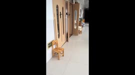 Little boy urinates through door crack in kindergarten in Guizhou, China
