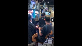 BWW claw machine