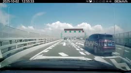 Sudden stop causes chain-reaction crash on highway in Guangdong, China