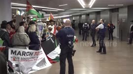 Belgium: 4 Belgian Gaza-bound flotilla members met by crowds in Brussels