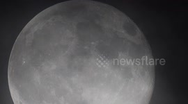 Stunning close-up of Harvest Supermoon rising in Kent, UK