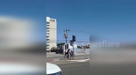 Brazil: Hot Air Balloon Crashes Onto Rooftops In São Paulo Neighborhood