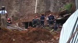 Guatemala: Guatemalan Army Conducts Rescue Operation After Landslide Buries Man