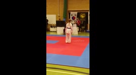 10 year old wins GOLD taekwondo poomse final