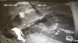 潮州5青年持关公刀收“保护费” 每次收300元