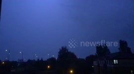 Newsflare Edit - Powerful lightning storm over Windsor, UK