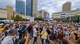 Israel: Israelis welcome Gaza ceasefire plan set to take effect
