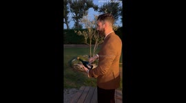 Champagne Bottle Has Brief Lag