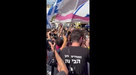 Israel: Celebrations Erupt in Hostages Square in Tel Aviv Following Ceasefire Deal