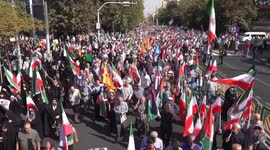 Iran: Thousands rally in Tehran to mark Gaza ceasefire deal