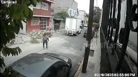 Man bumped by reversing truck in Arizona, USA