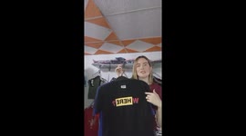 Earthquake Interrupts Clothing Showcase in Venezuela