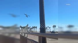 US, Bakersfield: Huntington Beach Helicopter Crash Caught on Tape UGC Part 1