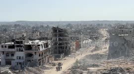 Palestinians return to ruined homes in Gaza City after deadly Israeli assault (4)