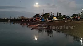 Full Moon In Mumbai