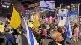 Families of Israeli captives stage protest in Haifa