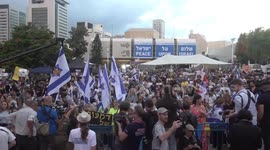 Israelis gather in Tel Aviv to watch hostage release after Gaza cease-fire