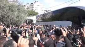 Palestinian prisoners freed by Israel return to West Bank