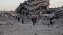 Returning Palestinians shocked by ruined homes in Gaza City